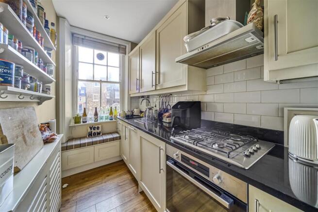 Eden_Harper_Primrose_Mansions__Prince_of_Wales_Dri