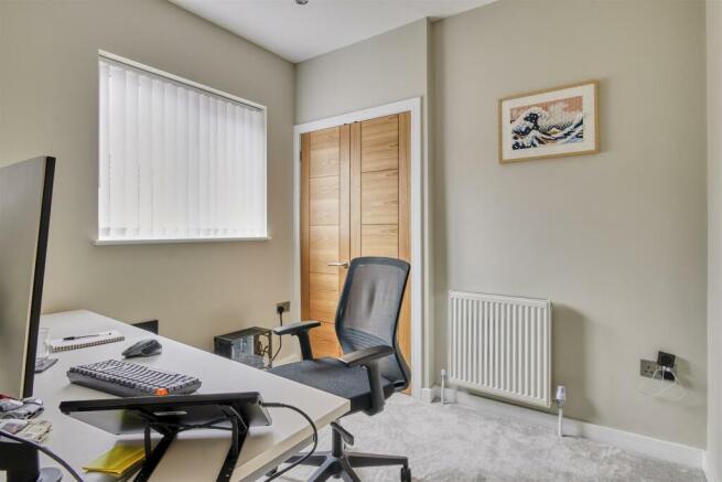 41 Drayton Rd Irthlingborough-3.jpg
