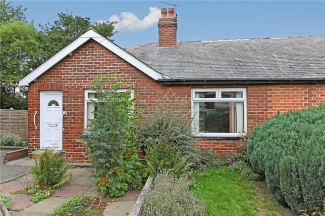 2-bed house on Homefield Avenue, Morley, LS27, £159,950