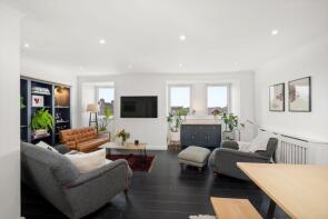 Flat 7, 60 And A Half, Long Lane, Broughty Ferry, Dundee DD5 2AT