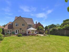 6, Crane Close, Woodbridge IP12 4TF