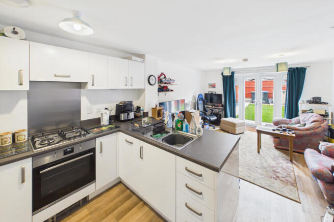 CAM05449G0-PR0074-STILL002