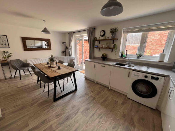 Barnett Way, Lydney, GL15 photo 4