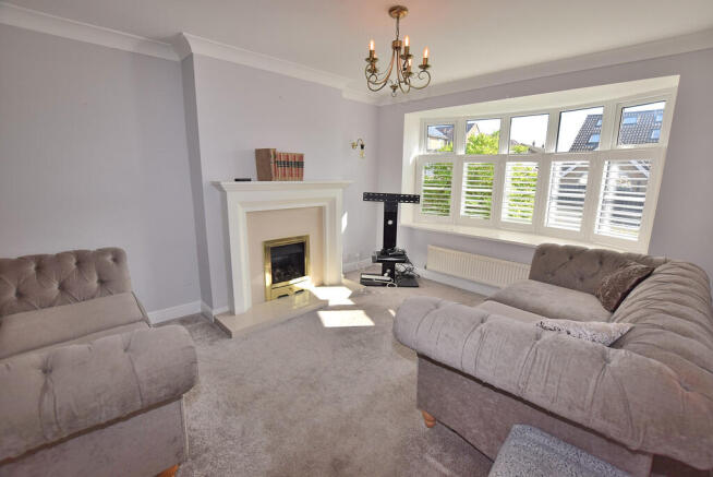 3 bed Semi-Detached for sale Image 3