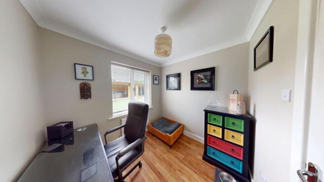 4 bed Detached for sale Image 9