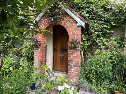 Rosebush Cottage, Church Street, Maiden Bradley BA12 7HW