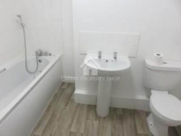3 bed Detached for sale Image 10