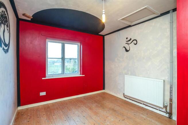 Bedroom 2.jpg