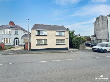 Serpentine Road, Tenby