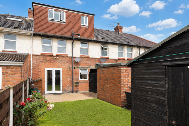 4 bed Terraced for sale Image 12