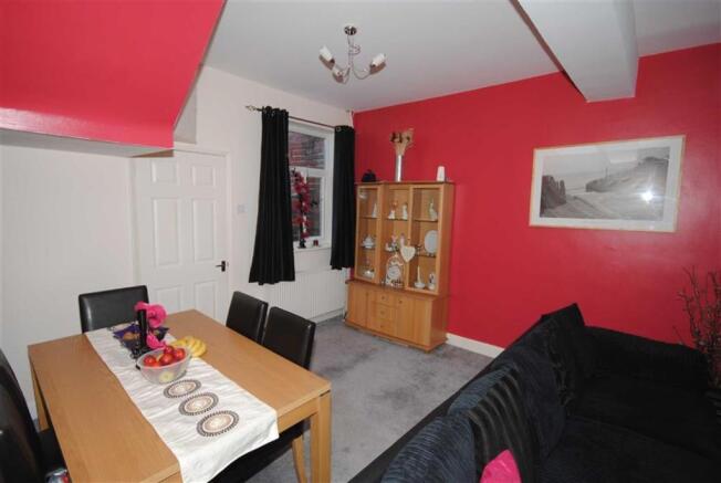 Lounge/Dining Room