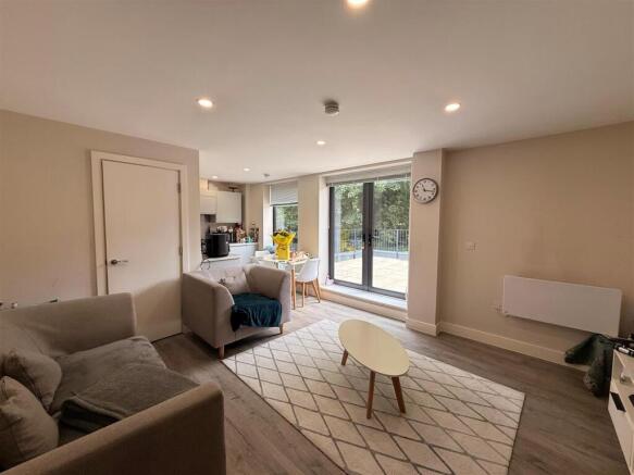 LIVING ROOM.jpg