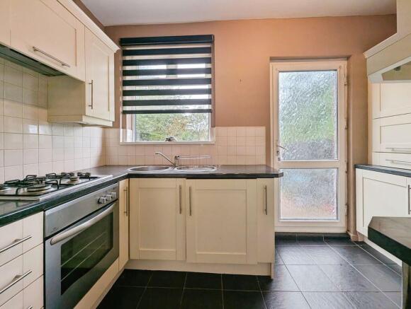 Newminster Road, Fenham, Newcastle Upon Tyne photo 3