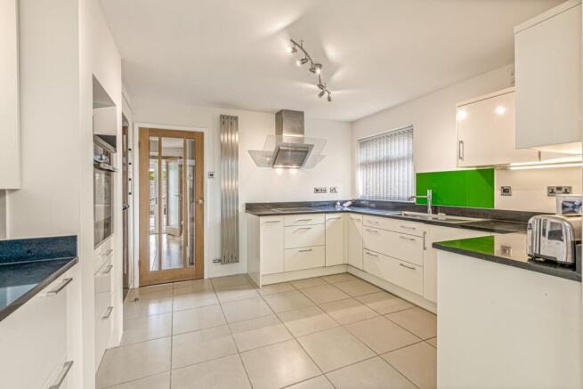 Church Street, Woodford Halse, Daventry photo 4