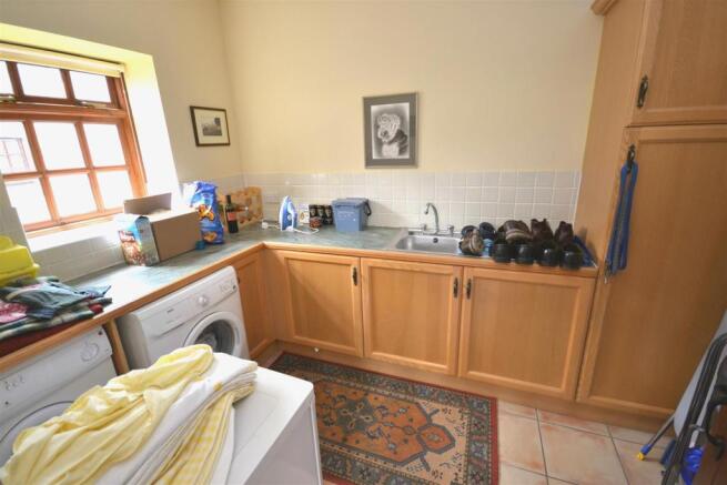 Utility Room a.jpg