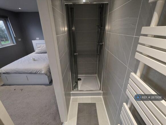 En-Suite 1