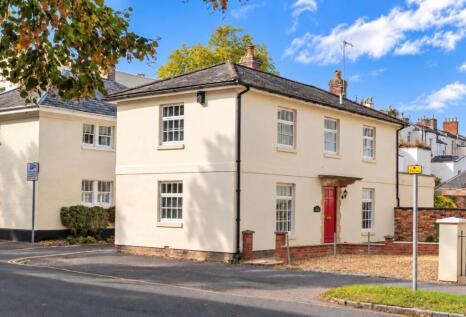 Wellington Square, Cheltenham, Gloucestershire GL50