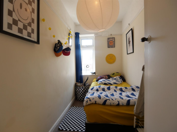 3 bed Semi-Detached for sale Image 8