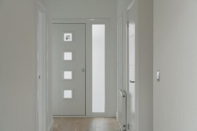 Kirby Close, Epsom photo 4