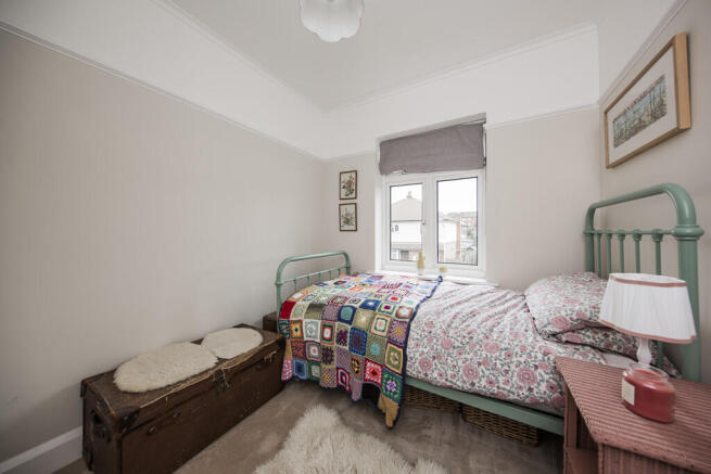 16_Single Bedroom