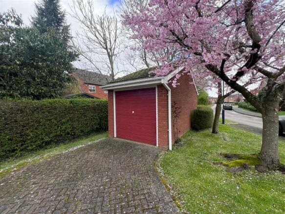 Detached Garage