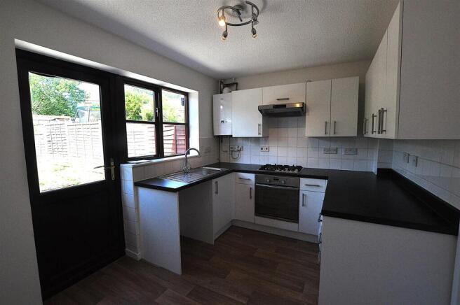 Kitchen 1.JPG