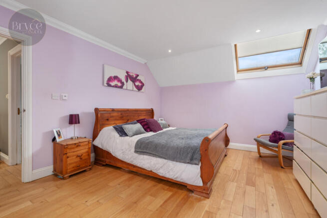 Haylett Lodge  -33