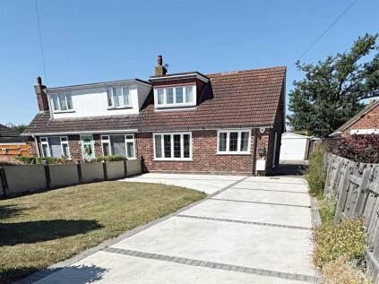 Church Avenue, Humberston, Grimsby, N.E. Lincs, DN36 4DL