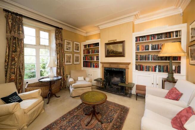 6 bed Character Property for sale Image 9