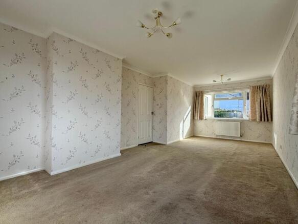 Blindwell Avenue, Kingsteignton, TQ12 photo 4