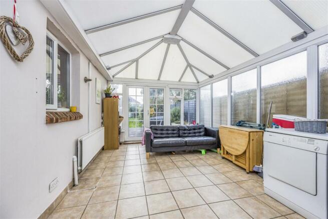 79 Avon Road, Bournemouth-PorticoMarketing-Lovett-