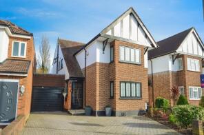 107, Pinner View, Harrow HA1 4RR