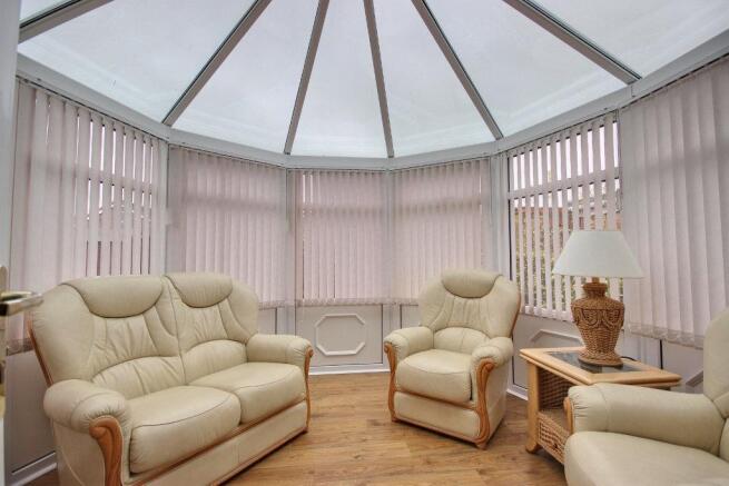 2 bed Detached Bungalow for sale Image 9