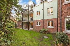 Flat 3, Kennedy Court, Fish Hill, Royston SG8 9JZ