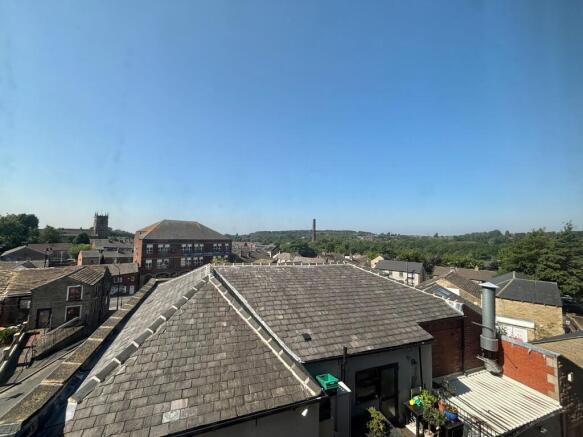 2 bed Apartment for sale Image 6