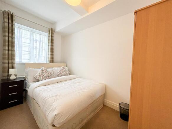 bed 4 (1 of 1).jpg