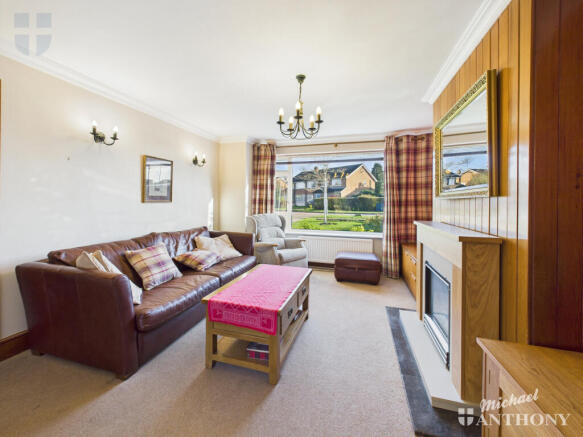 CAM03852G0-PR0486-STILL004