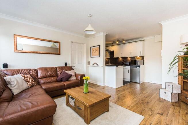 Lounge/Kitchen