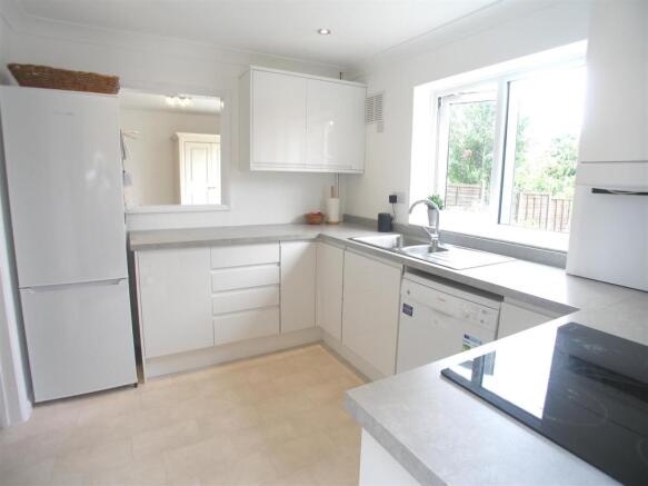 Fitted Kitchen