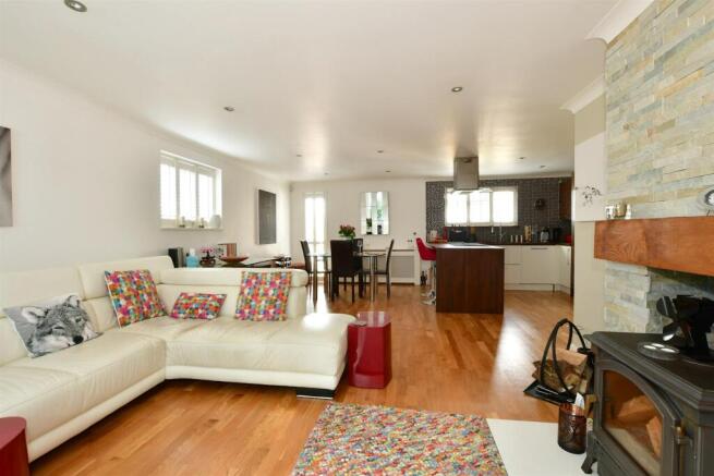 Kitchen/Living Room