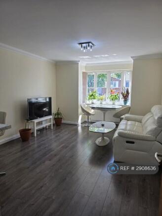 Dining / Living Room