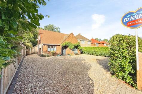 Canterbury Road, Farnborough, Hampshire, GU14