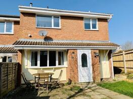 8, Alder Close, Woodhall Park, Swindon SN2 2SH