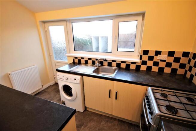 Further Kitchen Image