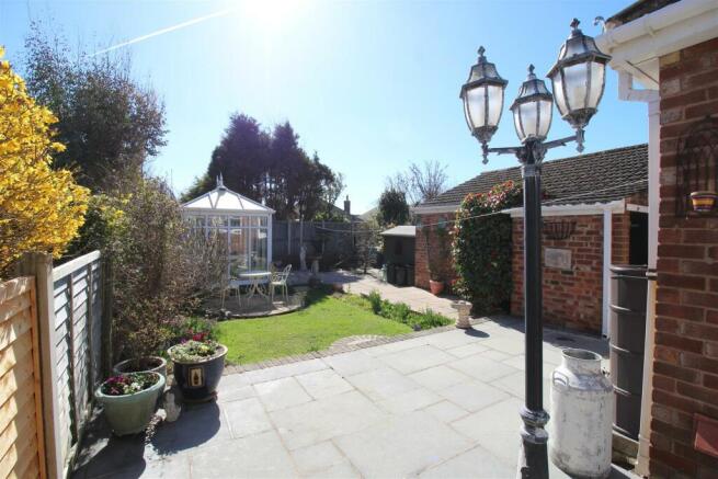 Filey Road, 16, garden new 1.JPG