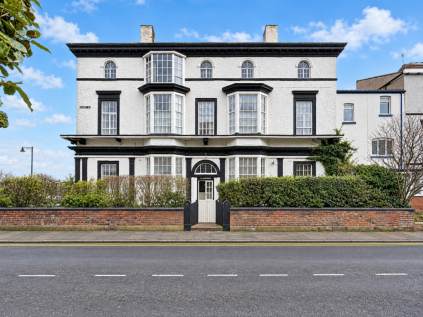 Promenade, Southport, Merseyside, PR9 0DX