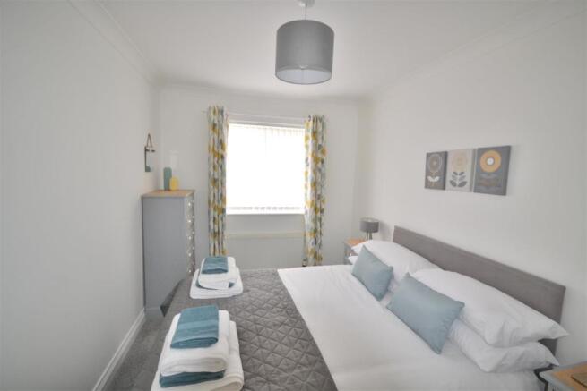 Bedroom 1.JPG