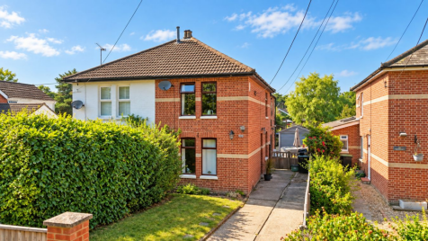 Ringwood Road, St Ives, Ringwood, BH24