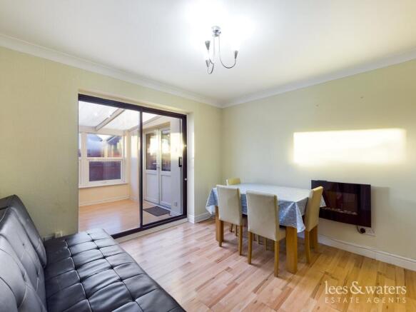 CAM00689P1-PR0161-ST