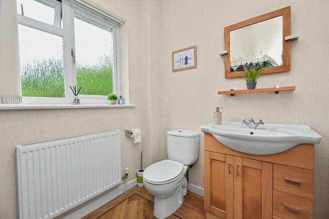 3 bed Bungalow for sale Image 12